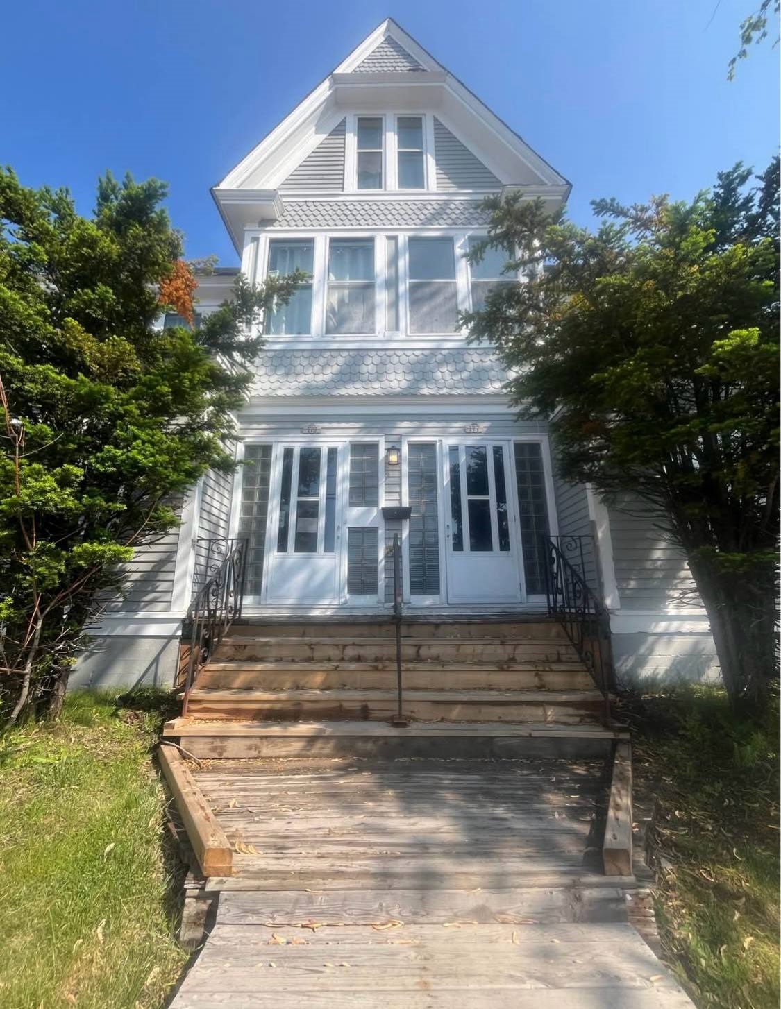 177-179 St. George, 177-6