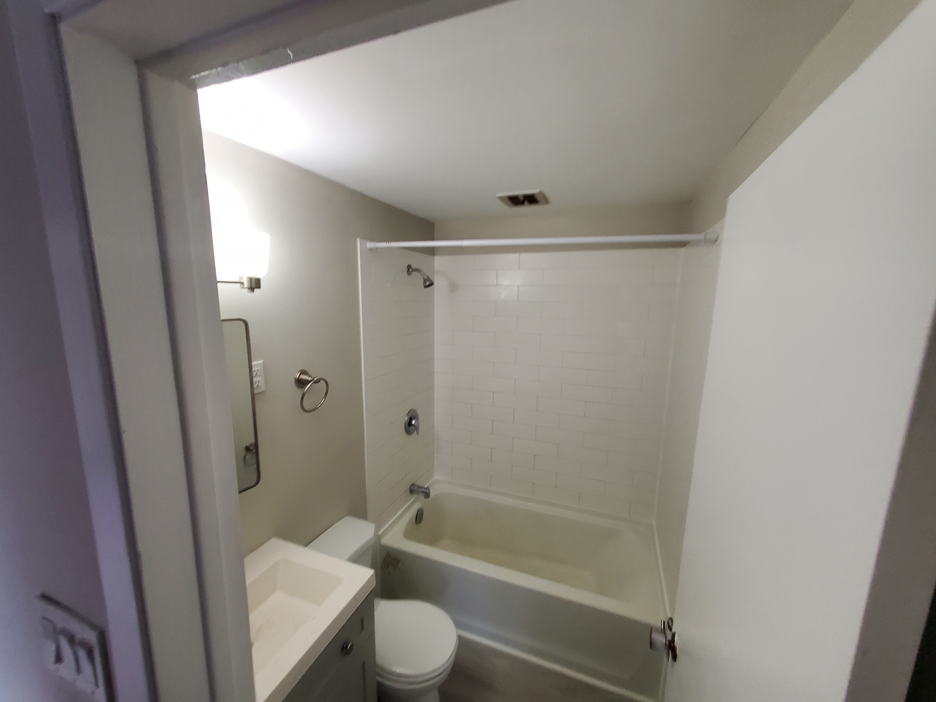 31 McKenzie Ave., 5